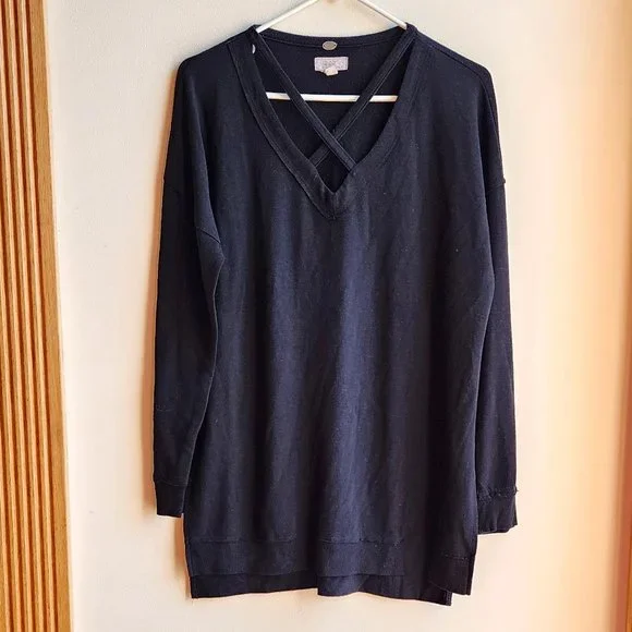 V Neck Cupio Blush Cardigan Cupio Sweaters Cupio Black Cutout